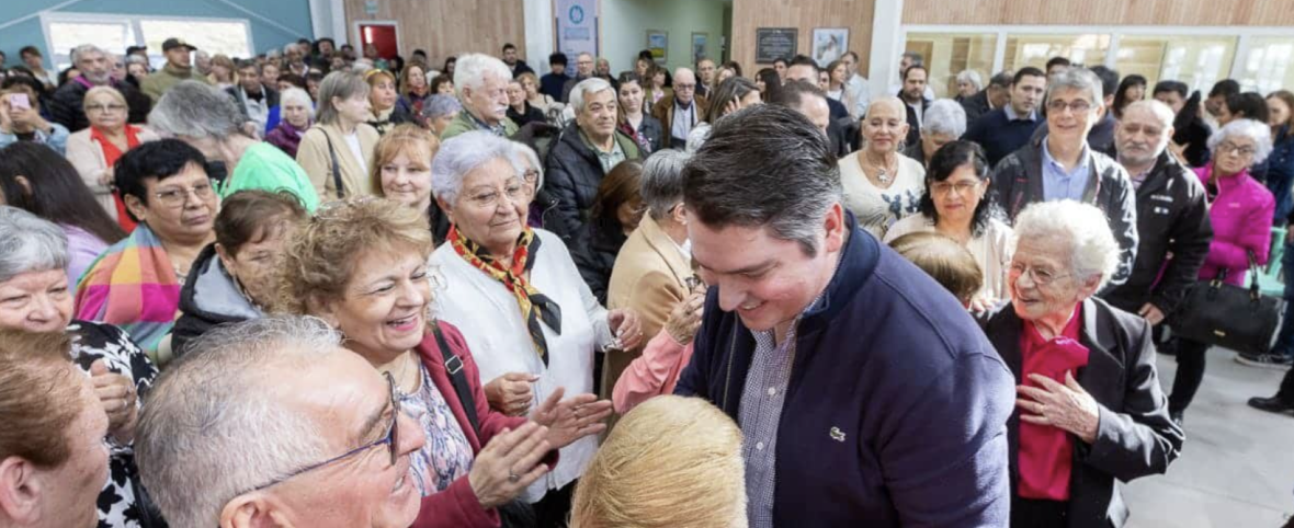 El Centro “Papa Francisco” cumple un año y acompaña a más de 500 personas mayores por semana