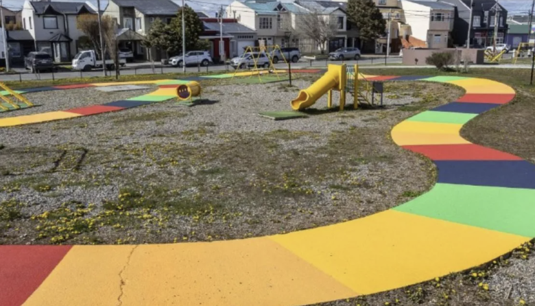 El Municipio de Río Grande embellece distintos sectores de la ciudad