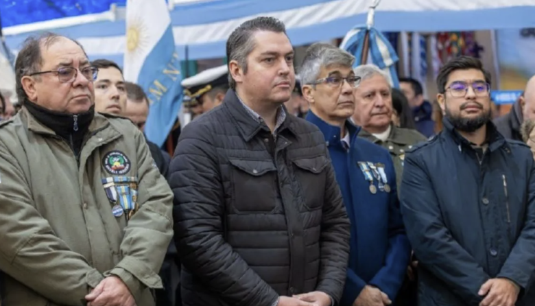 “Esta carpa es un faro malvinizador desde hace más de 30 años y lo va a seguir siendo”