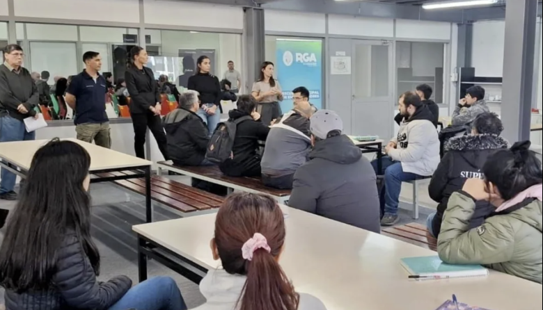 La Escuela Municipal de Emprendedores comenzó con más de 700 inscriptos