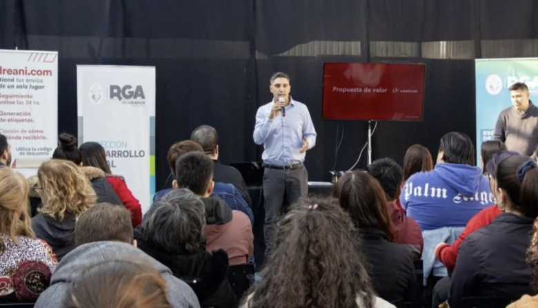 La Escuela de Emprendedores suma beneficios exclusivos para impulsar el crecimiento local