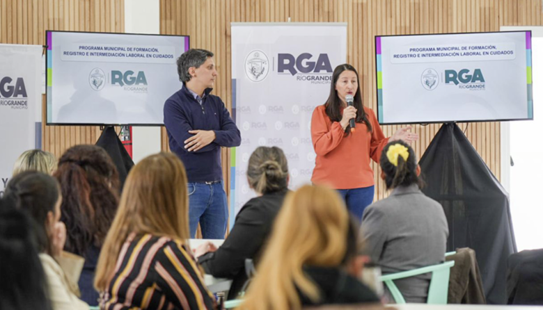 Río Grande lanzó un programa para capacitar cuidadores y facilitar su inserción laboral