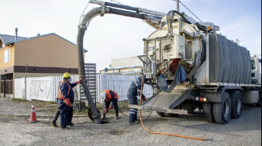 Mantenimiento diario y control técnico garantizan el funcionamiento del sistema cloacal en Río Grande