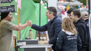 Encendido del árbol: una fiesta que reunió a miles de familias riograndenses