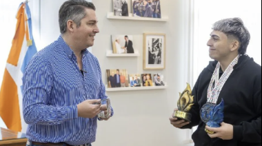 El intendente Perez se reunió con el deportista Thiago Martínez