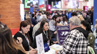 Río Grande llevó la Vigilia por Malvinas a la Feria Internacional de Turismo